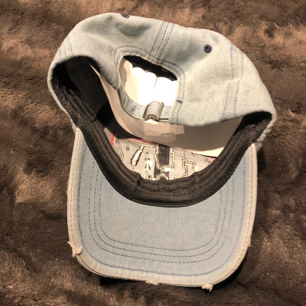 Play Hat - Picture 2 of 2